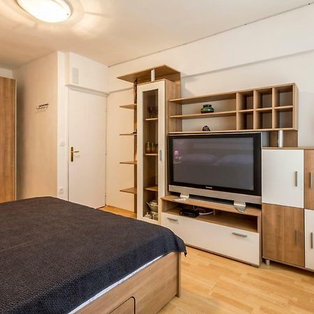 Modern Apartment Near The Beach And Center Of สปลิท ภายนอก รูปภาพ