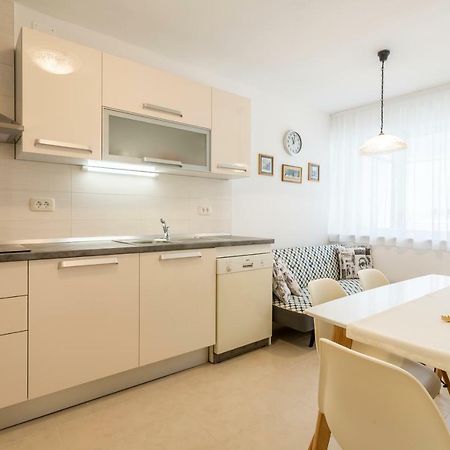Modern Apartment Near The Beach And Center Of สปลิท ภายนอก รูปภาพ