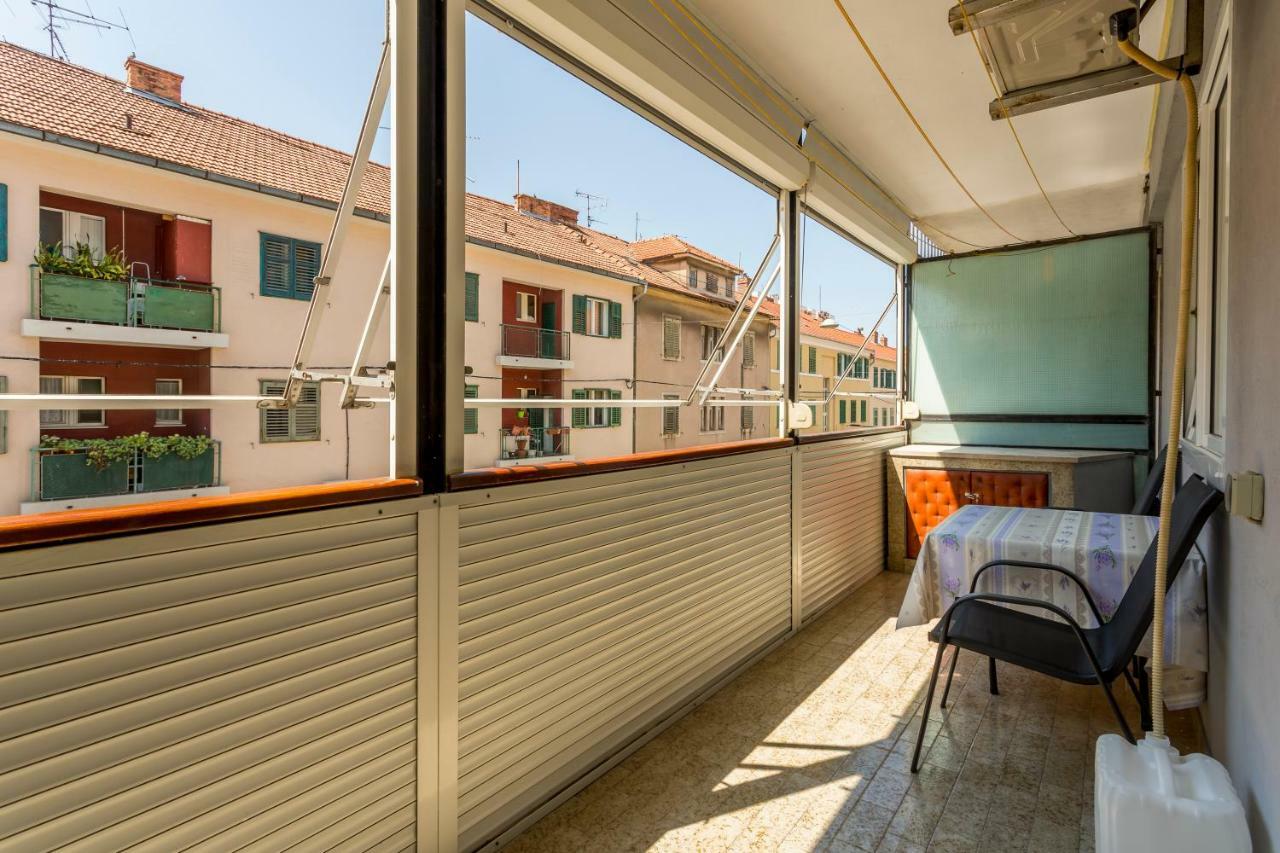 Modern Apartment Near The Beach And Center Of สปลิท ภายนอก รูปภาพ
